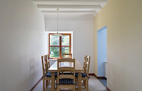 Bunkrooms dining area for 8 people