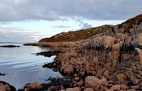 Red granite at Camus Tuath